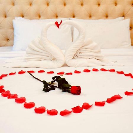 Golden Hotel&Apartment Ho Chi Minh-stad Buitenkant foto