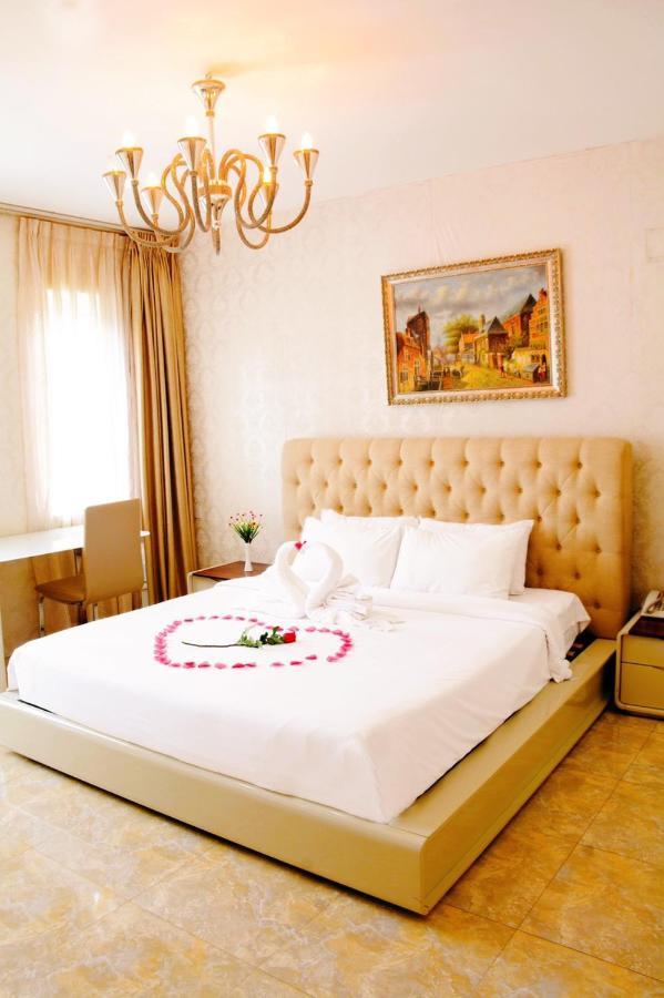 Golden Hotel&Apartment Ho Chi Minh-stad Buitenkant foto